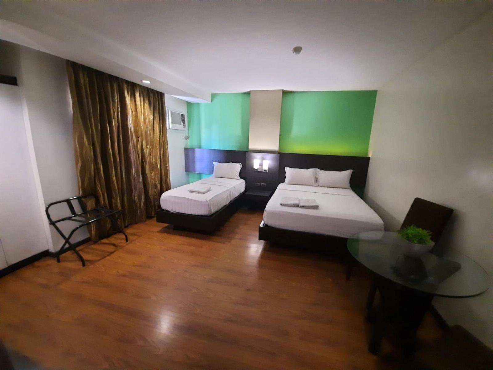 Makati Boutique Hotel Near Naia Airport Terminal 3 Edsa Pasay Cbd Makati City Ngoại thất bức ảnh