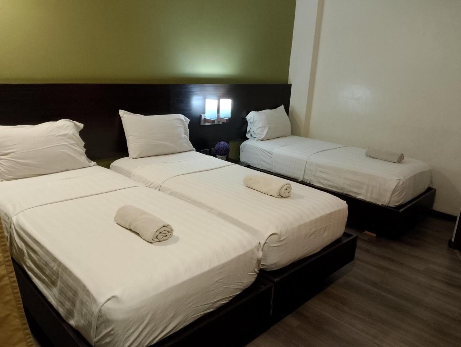 Makati Boutique Hotel Near Naia Airport Terminal 3 Edsa Pasay Cbd Makati City Ngoại thất bức ảnh